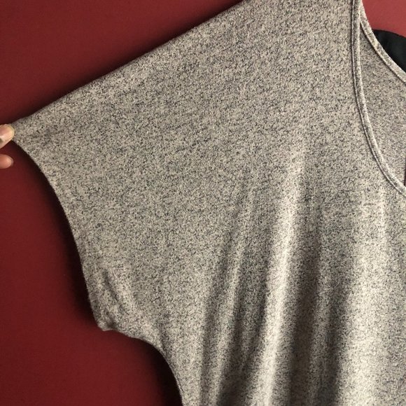 Tempted Bow Tie Tunic - Picture 5 of 7